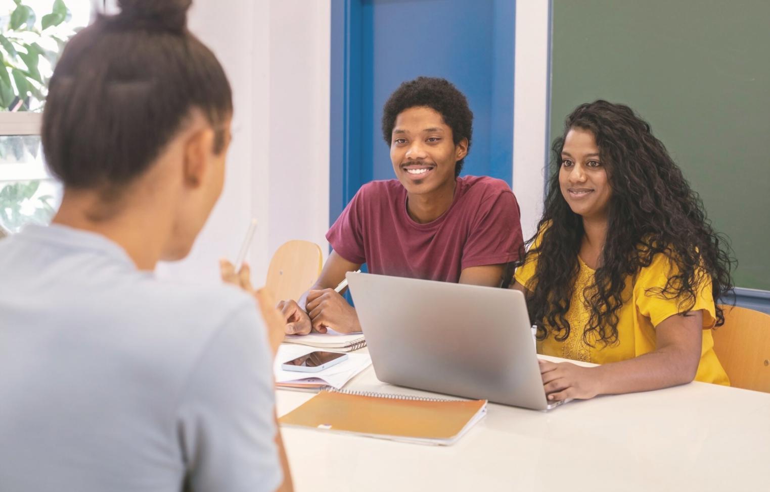 Praktische Übungen zur Betrugserkennung